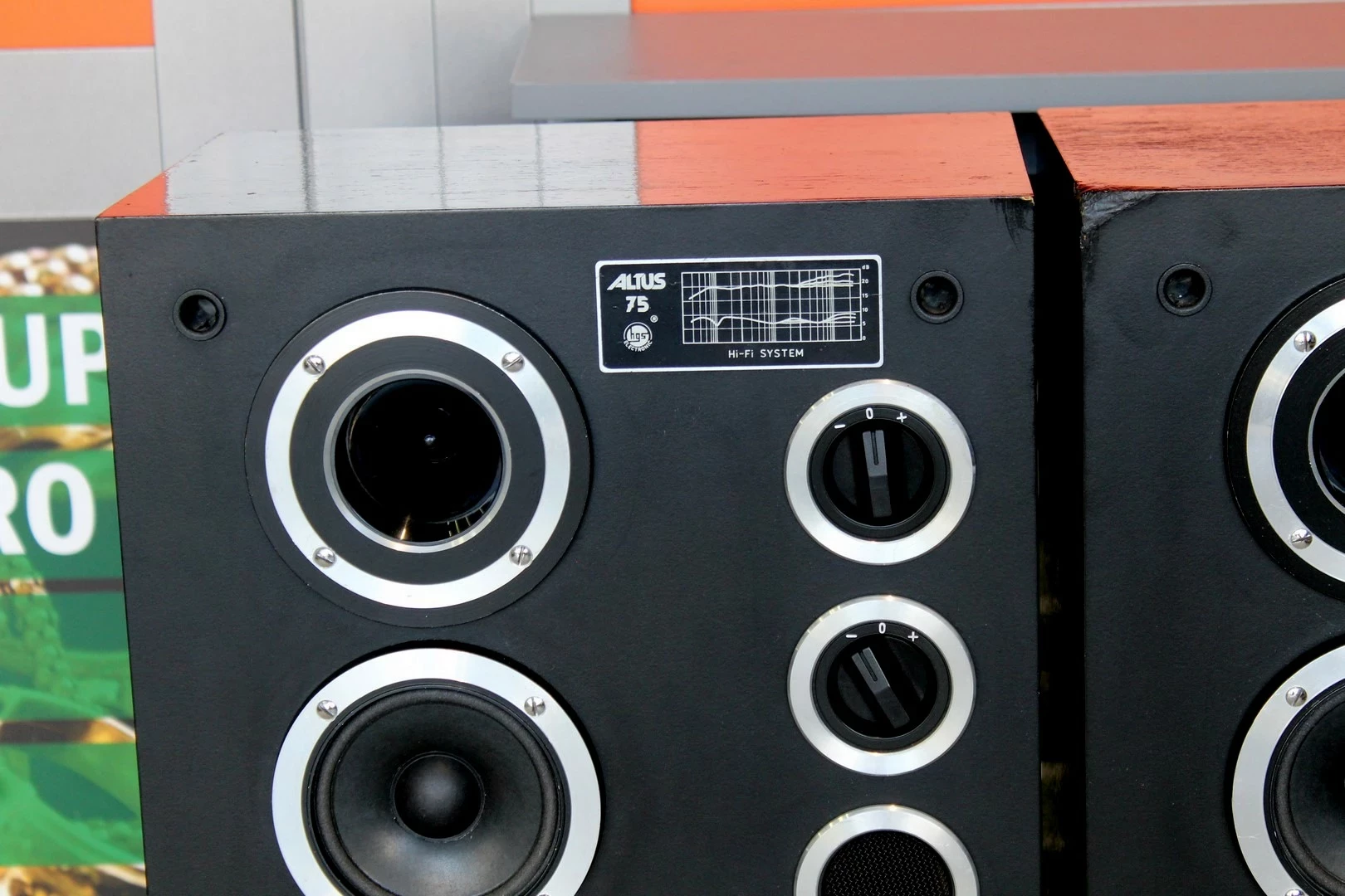 kolumny-tonsil-altus-75-stan-uzywany