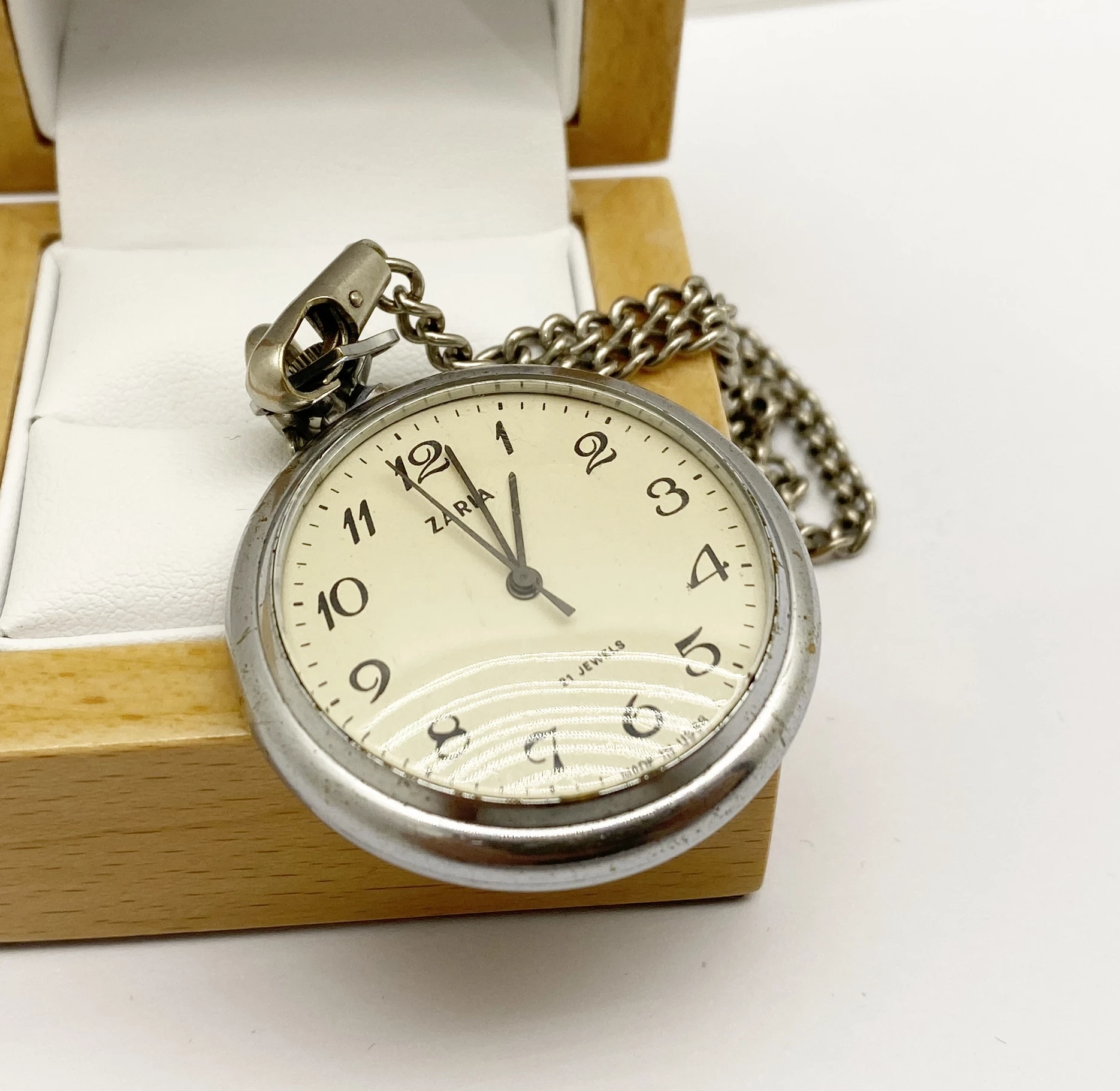 zegarek-kieszonkowy-zaria-mechanizm-mechaniczny