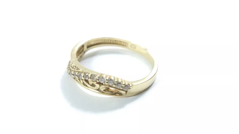 zloty-pierscionek-z-cyrkoniami-p585248gr14-rodzaj-2205-2