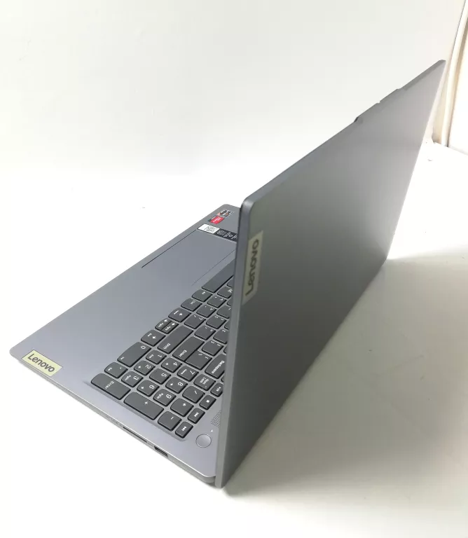 LAPTOP LENOVO IDEAPAD SLIM 3 15ABR8 15,6 " AMD RYZEN 5 16GB/512GB POLECAM