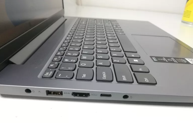 LAPTOP LENOVO IDEAPAD SLIM 3 15ABR8 15,6 " AMD RYZEN 5 16GB/512GB POLECAM
