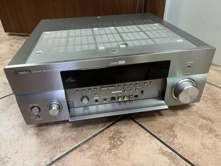 AMPLITUNER YAMAHA RX-V2700