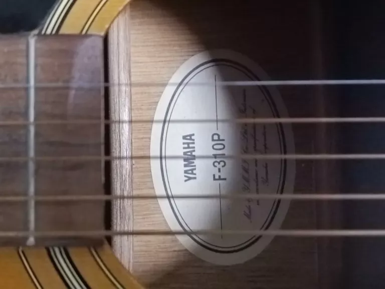 GITARA YAMAHA F-310P
