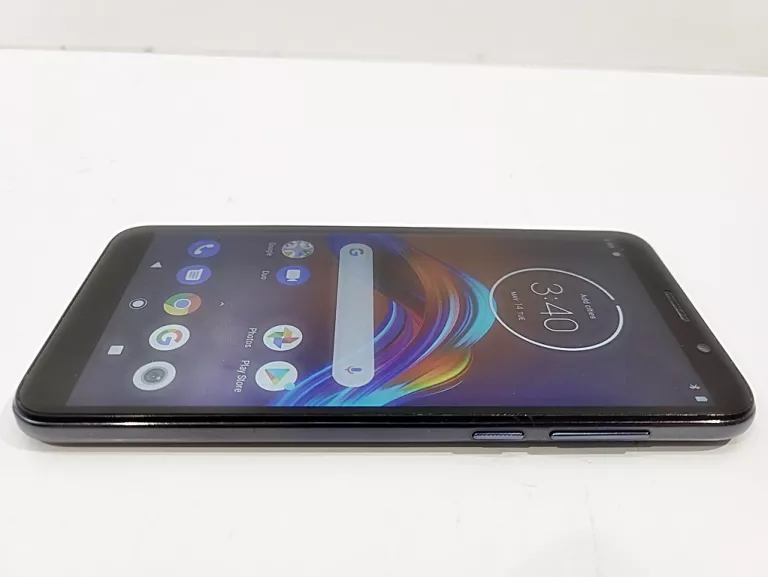 TELEFON MOTOROLA MOTO E6 PLAY USZKODZONY