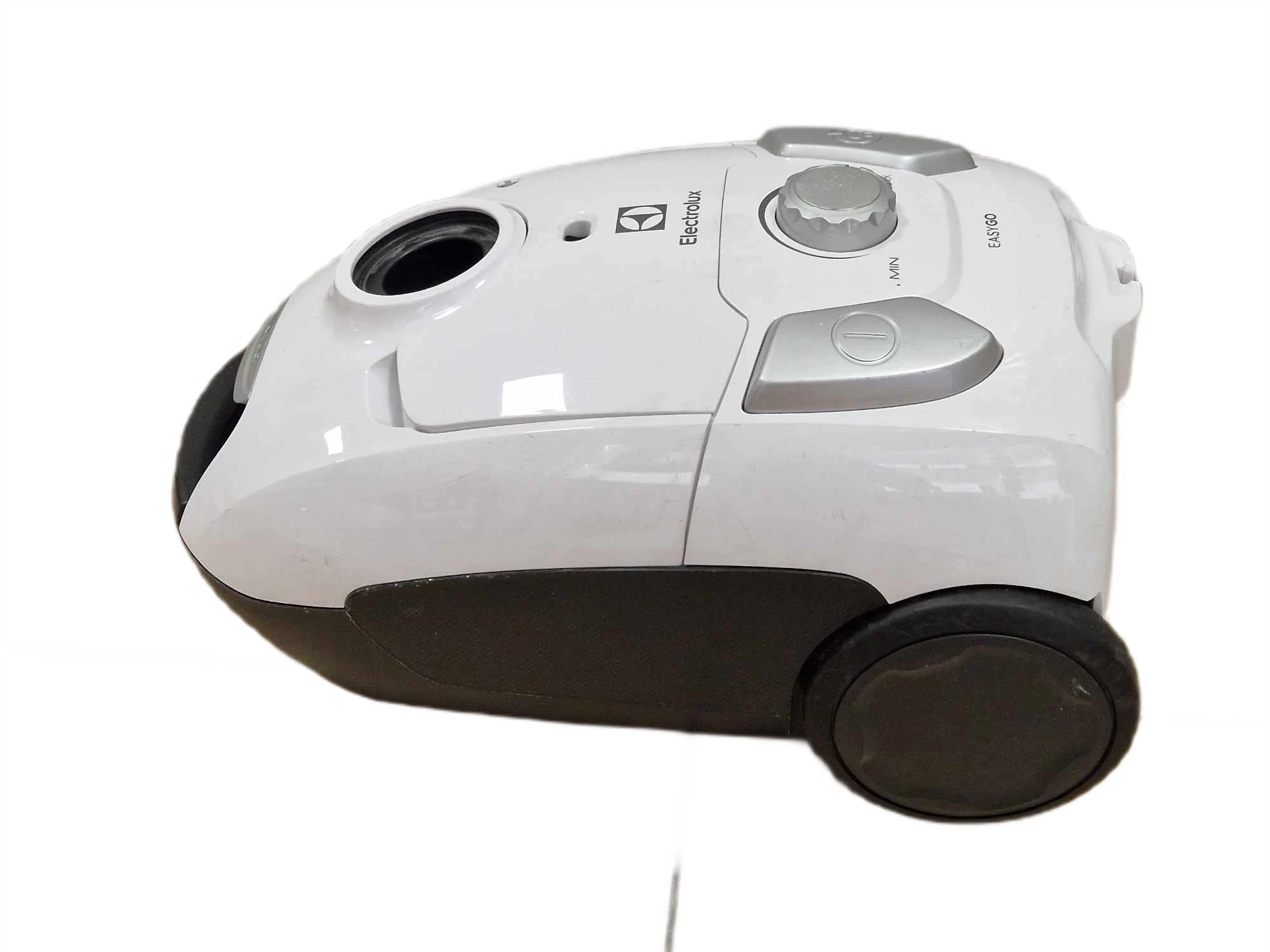 odkurzacz-workowy-bialy-electrolux-easy-go-eeg41iw-moc-65000