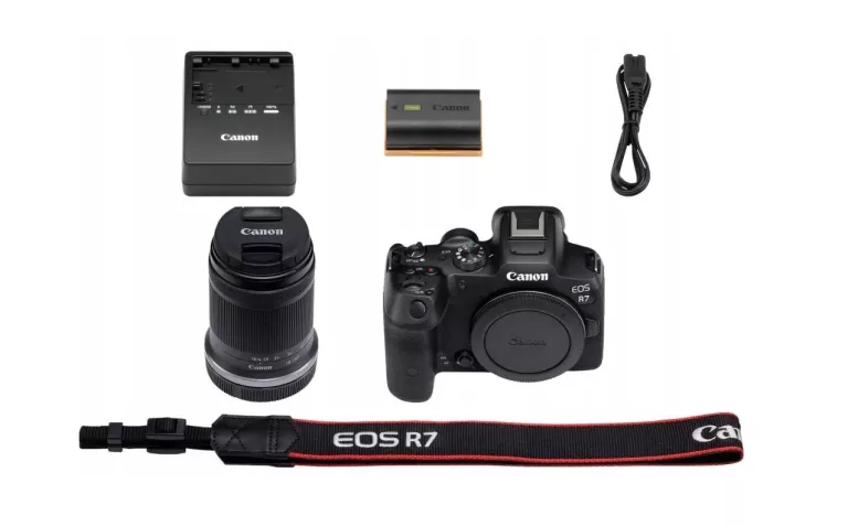 APARAT FOTOGRAFICZNY CANON EOS R7 KORPUS + OBIEKTYW RF-S 18-150MM CZARNY