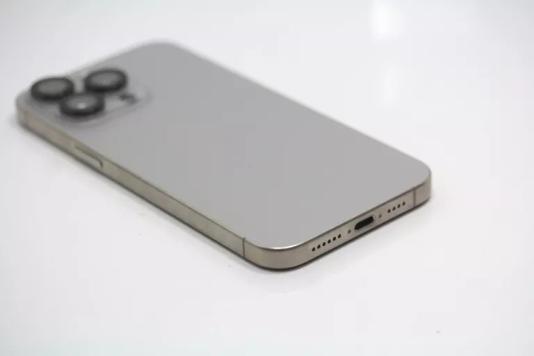 TELEFON APPLE IPHONE 15 PRO MAX 8/256GB SZARY BAT:100%