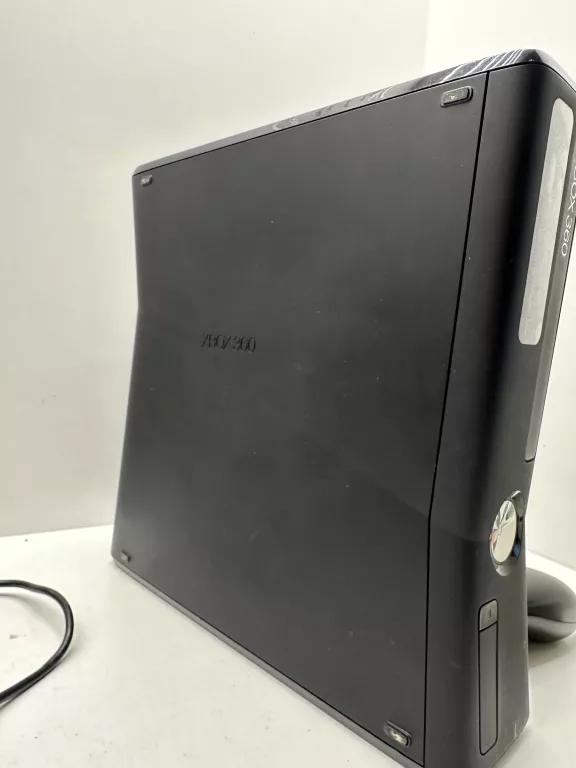 konsola-xbox-360-kinect-2-pady-pud-producent-microsoft