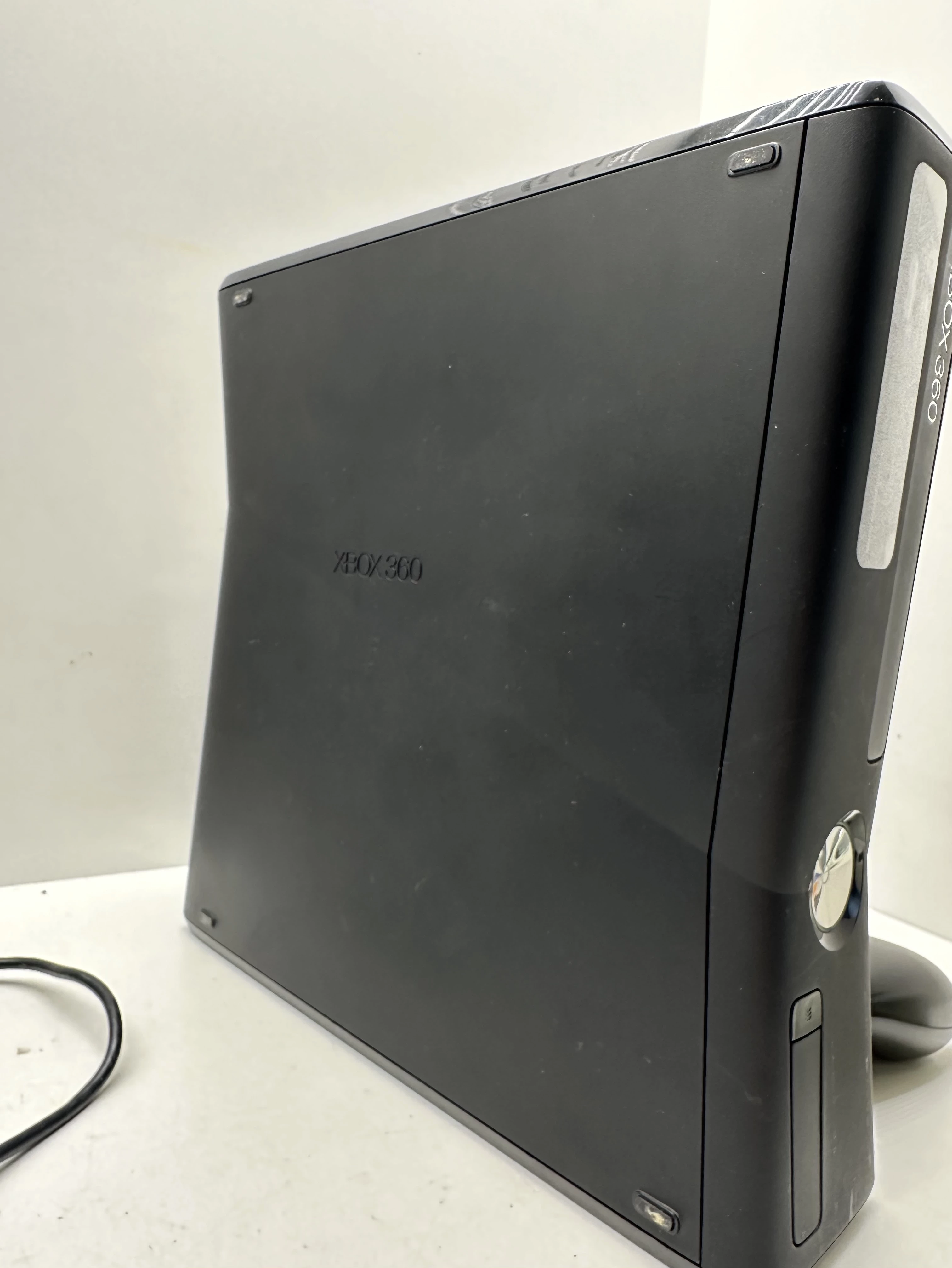 konsola-xbox-360-kinect-2-pady-pud-producent-microsoft