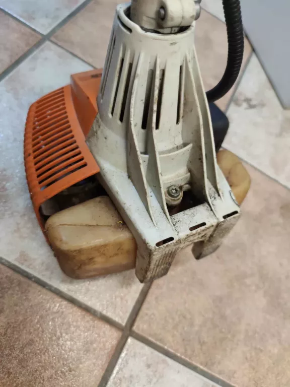 kosa-spalinowa-stihl-fs-85-waga-narzedzia-53