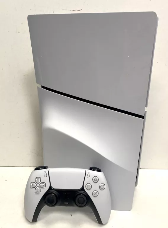KONSOLA PLAYSTATION 5 CFI 2016 + GRA!POLECAM