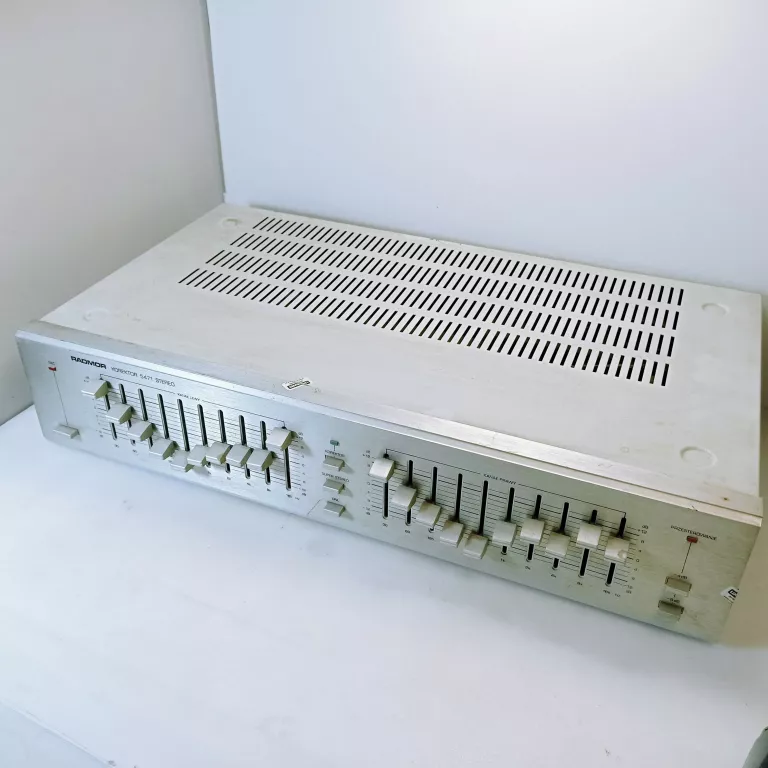 KOREKTOR GRAFICZNY EQUALIZER UNITRA RADMOR 5471
