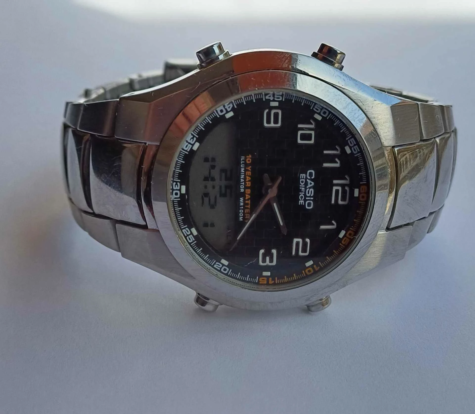 ZEGAREK CASIO EDIFENCE EFA 111