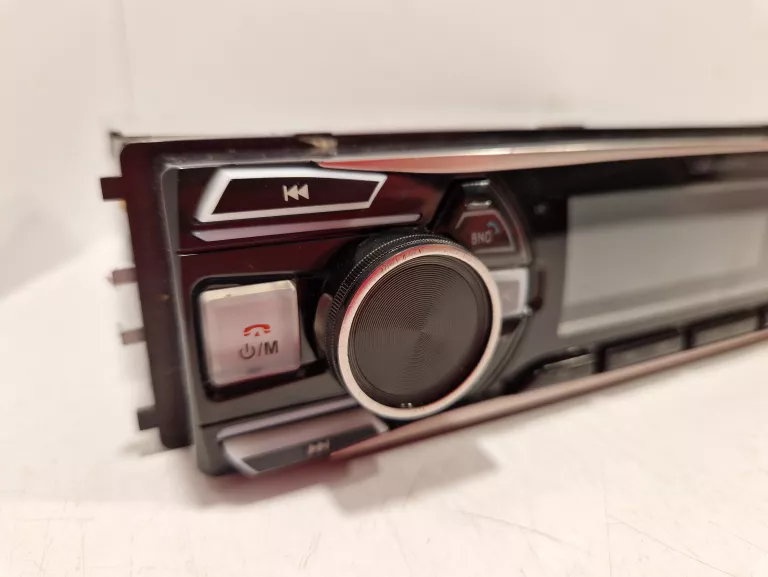 RADIO SAMOCHODOWE VORDON  HT 175BT