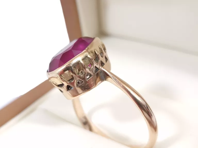 ZŁOTY PIERŚCIONEK Z KAMIENIEM 5,24G 585 R20 14K