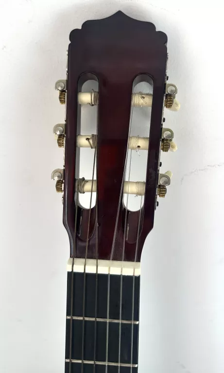 GITARA KLASYCZNA ARIA AK-20