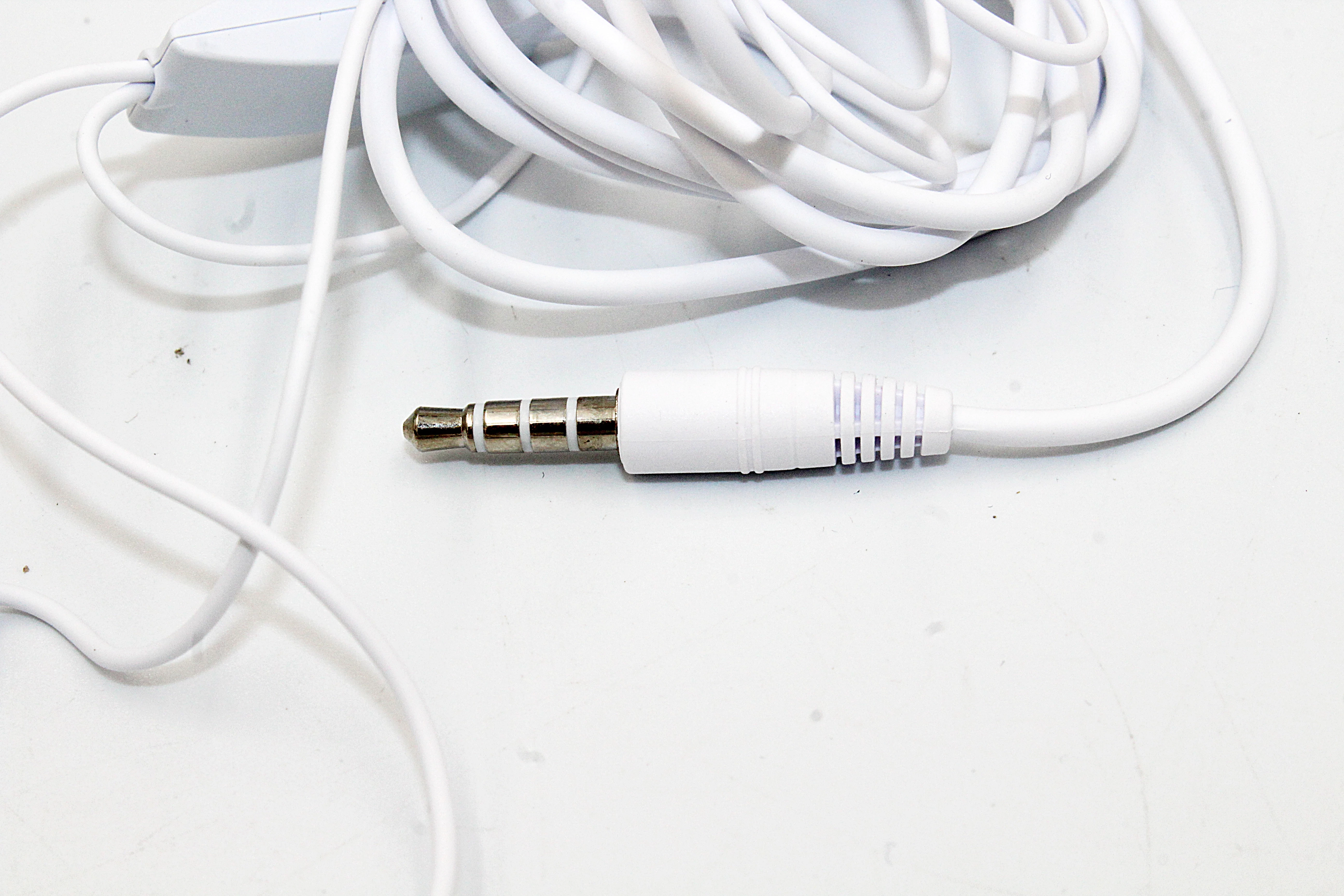 douszne-sluchawki-przewodowe-samsung-jack-przeznaczenie-uniwersalne