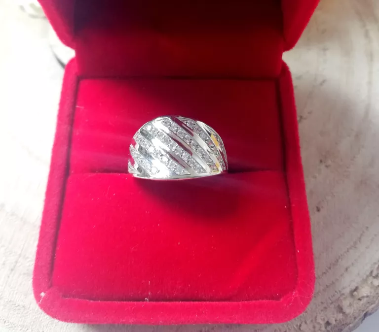 ZŁOTY PIERŚCIONEK SZEROKI RZĘDY CYRKONII 4,22GR 585 R16 J