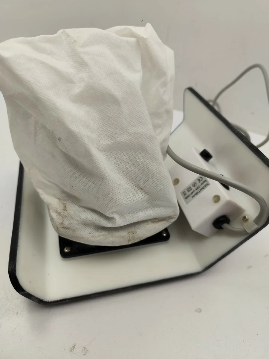 pochlaniacz-pylu-nail-dust-machine-moc-2300