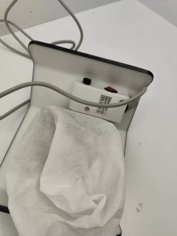 pochlaniacz-pylu-nail-dust-machine-marka-248811-1979605