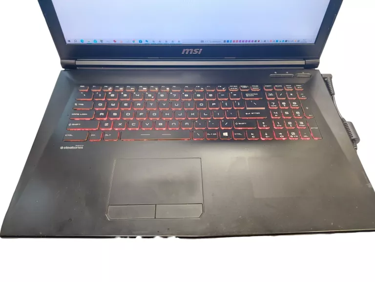 laptop-msi-ms-1799-i7-81000gb-hdd-gtx-1050-przekatna-ekranu-1730