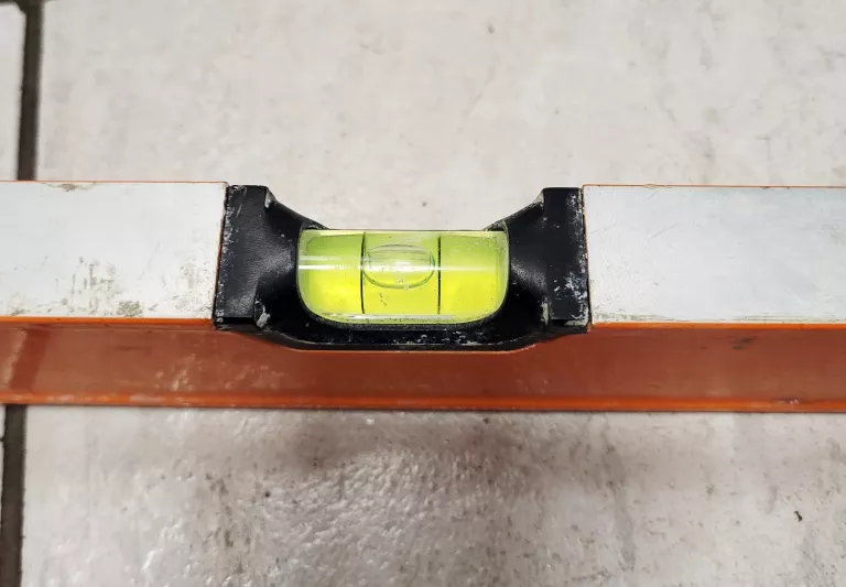 POZIOMICA LIBELLA NEO TOOLS 1 M