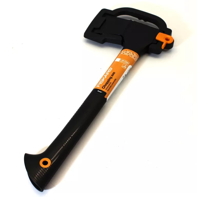 FISKARS CHOPPING AXE A10