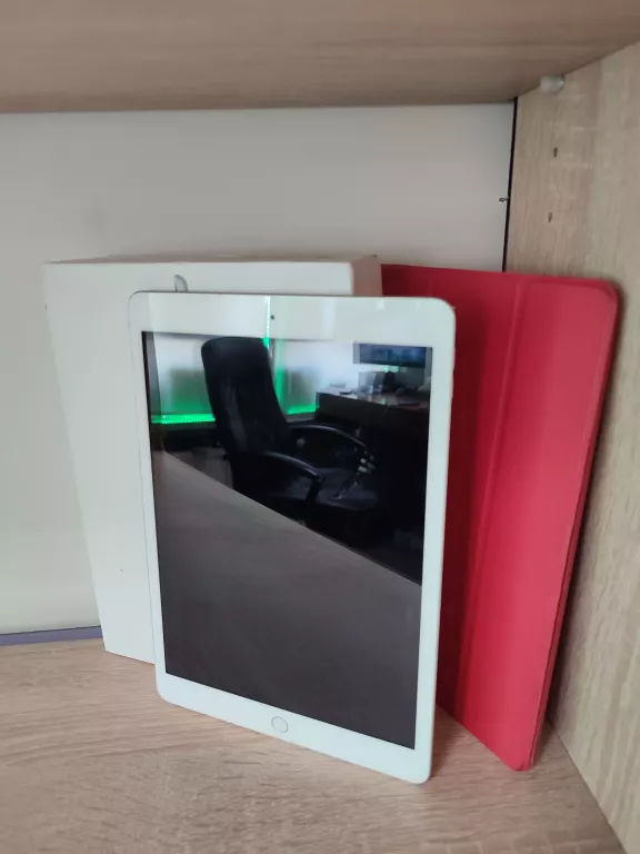 Ipad gen 8 128gb sales