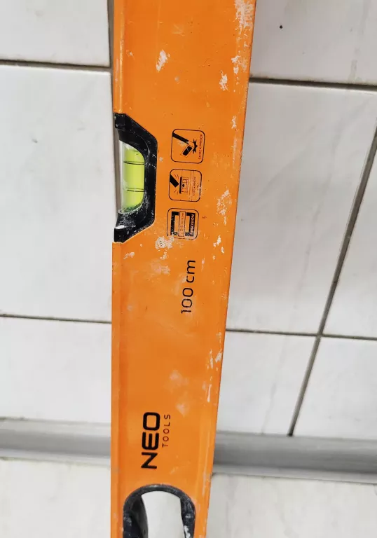 POZIOMICA LIBELLA NEO TOOLS 1 M