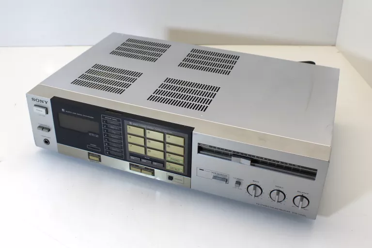 TUNER ZE WZMACNIACZEM SONY STR-VX20L