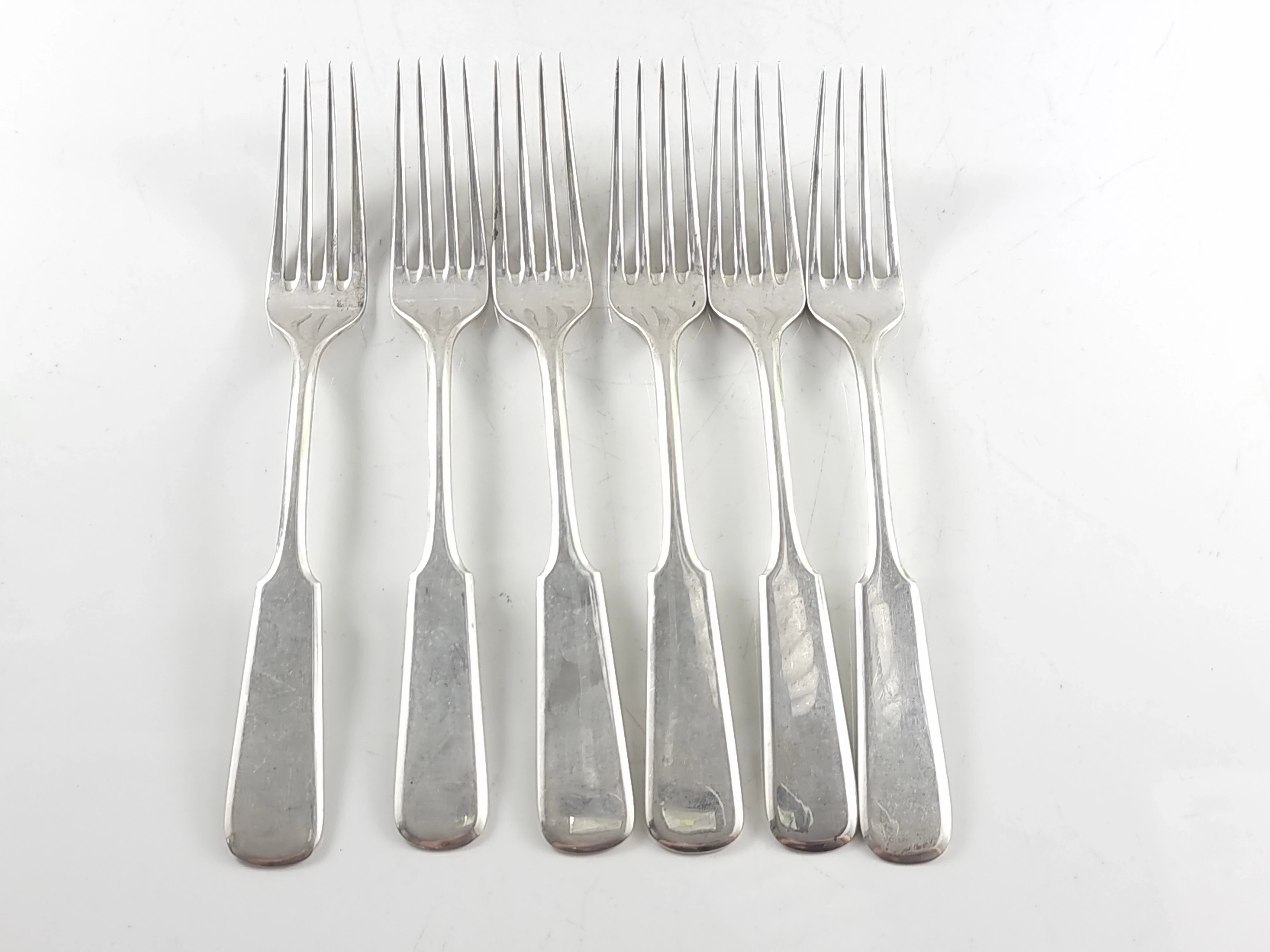 zestaw-srebrnych-sztuccow-dla-6-osob-800-1663g-stan-nie-wymaga-renowacji