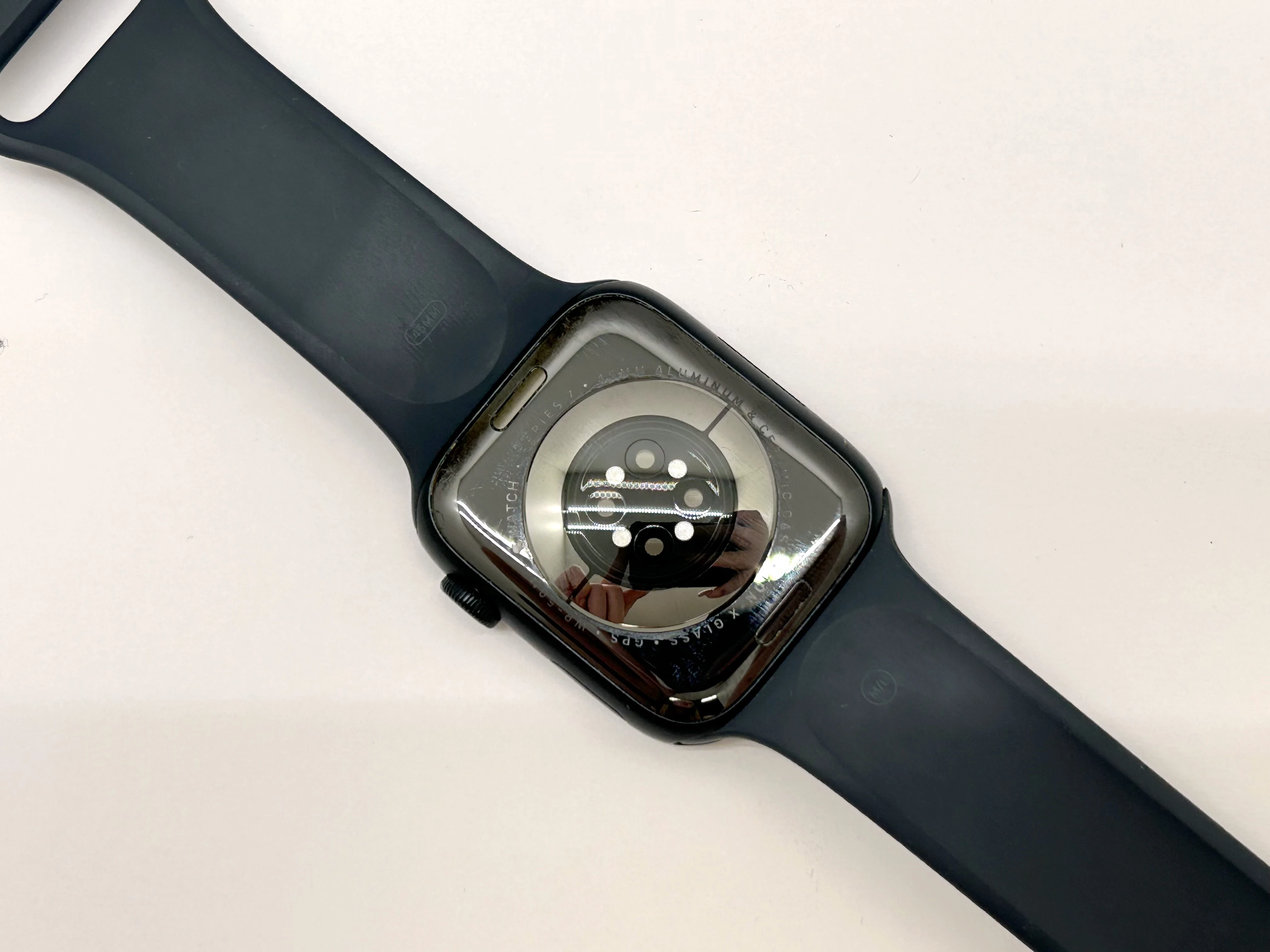 smartwatch-apple-watch-series-7-gps-45mm-czarny-opis-kompatybilnosc-systemowa-ios