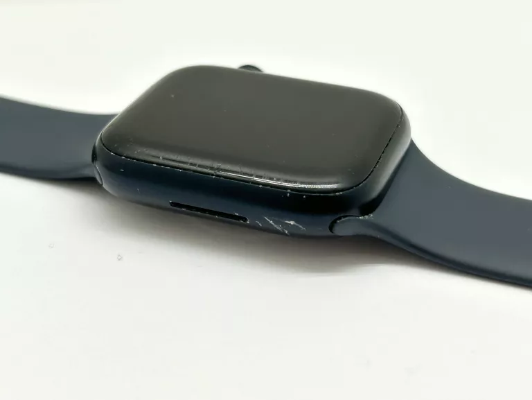 smartwatch-apple-watch-series-7-gps-45mm-czarny-opis-komunikacja-bluetooth