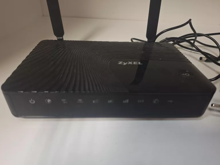 MODEM ROUTER 4G LTE ZYXEL LTE3311-Q222
