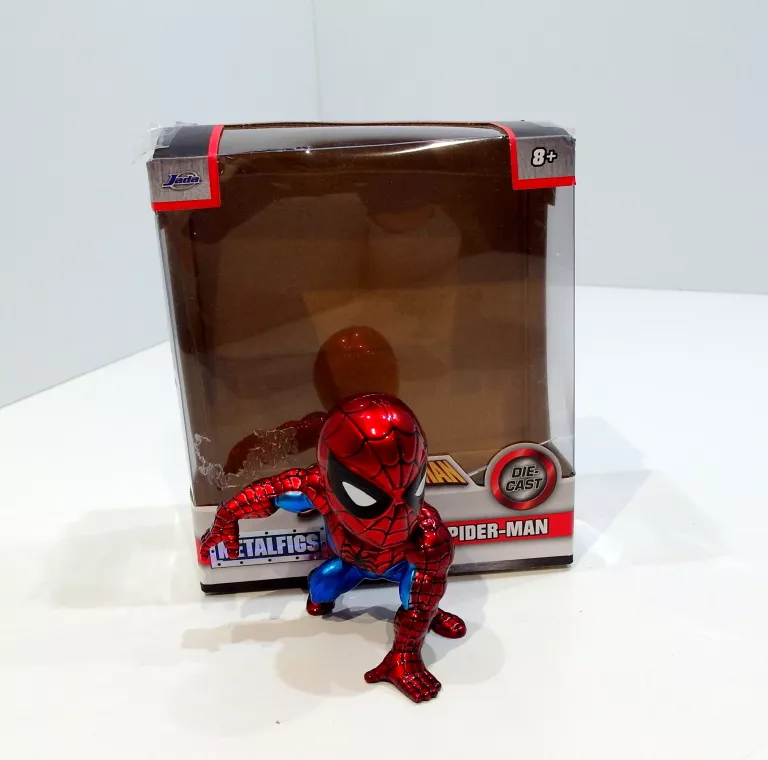 OUTLET - FIGURKA SPIDERMAN 10CM MARVEL