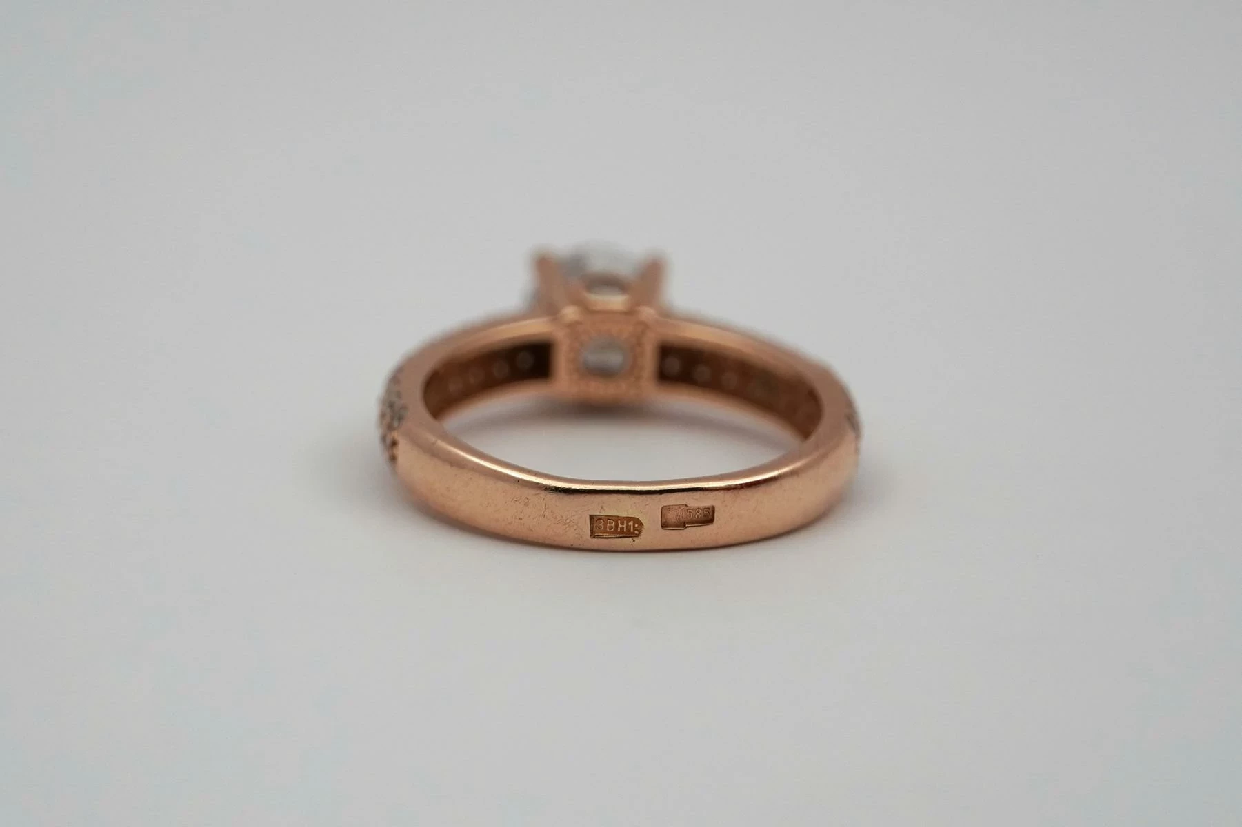 zloty-pierscionek-wysadzany-cyrkoniami-585-14k-r9-278g-kolor-dominujacy-205826-225106