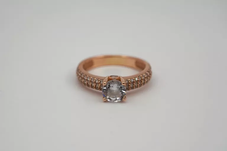 zloty-pierscionek-wysadzany-cyrkoniami-585-14k-r9-278g-rodzaj-2205-16