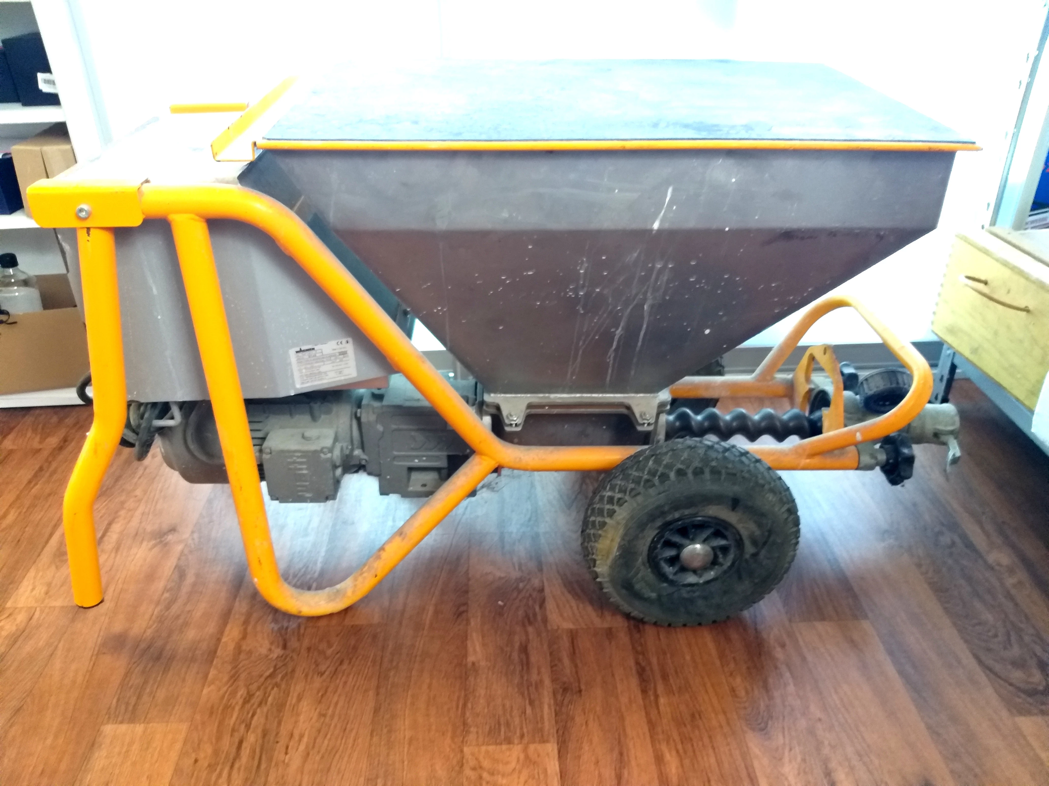 pompa-agregat-tynkarski-wagner-pc25-230v-elewacje-osiedle-wichrowe-wzgorze-paw121-poznan-ska-x