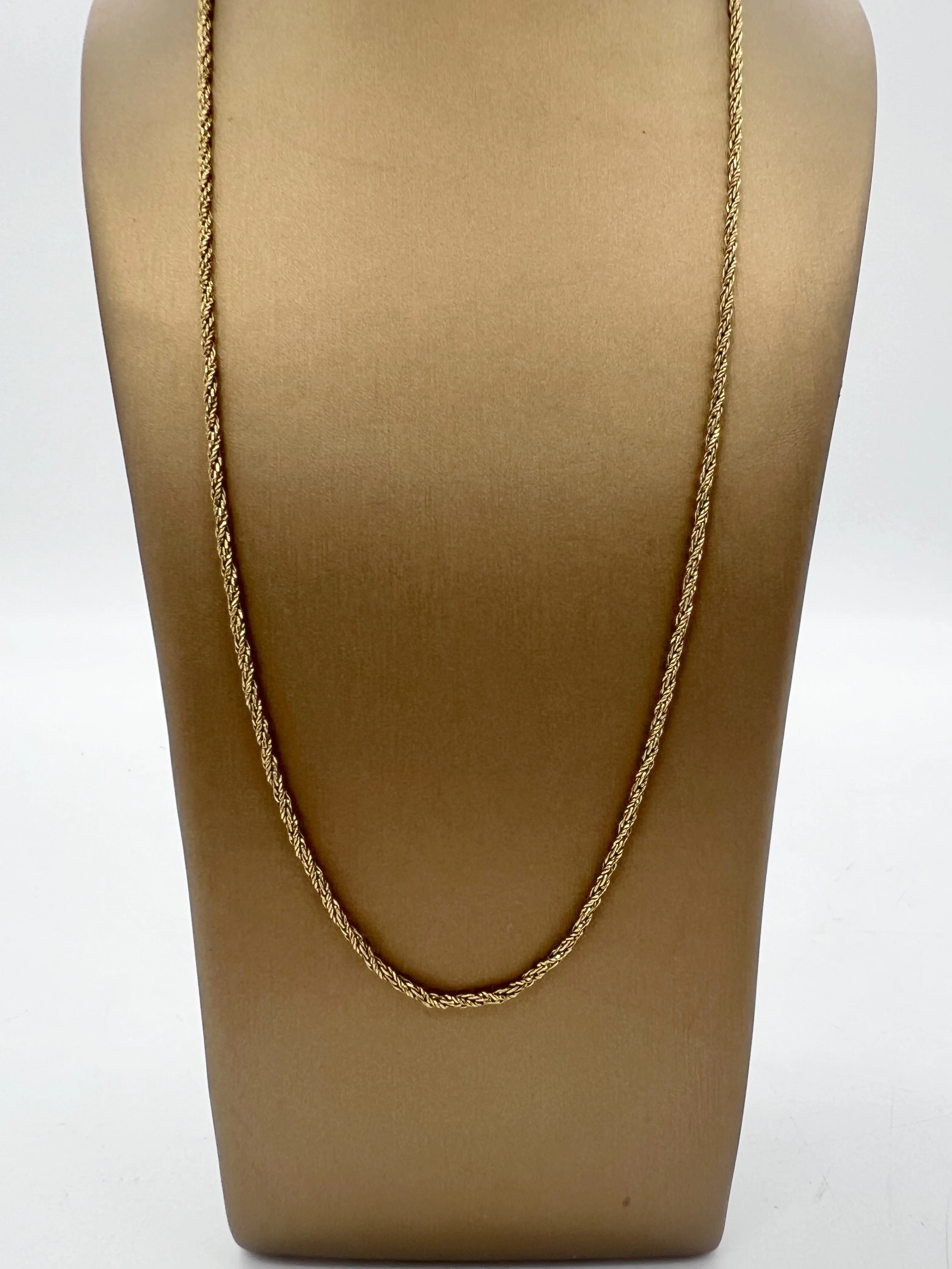 piekny-zloty-lancuszek-55-cm777gpr750-aleja-sw-jana-pawla-ii-252-kolobrzeg