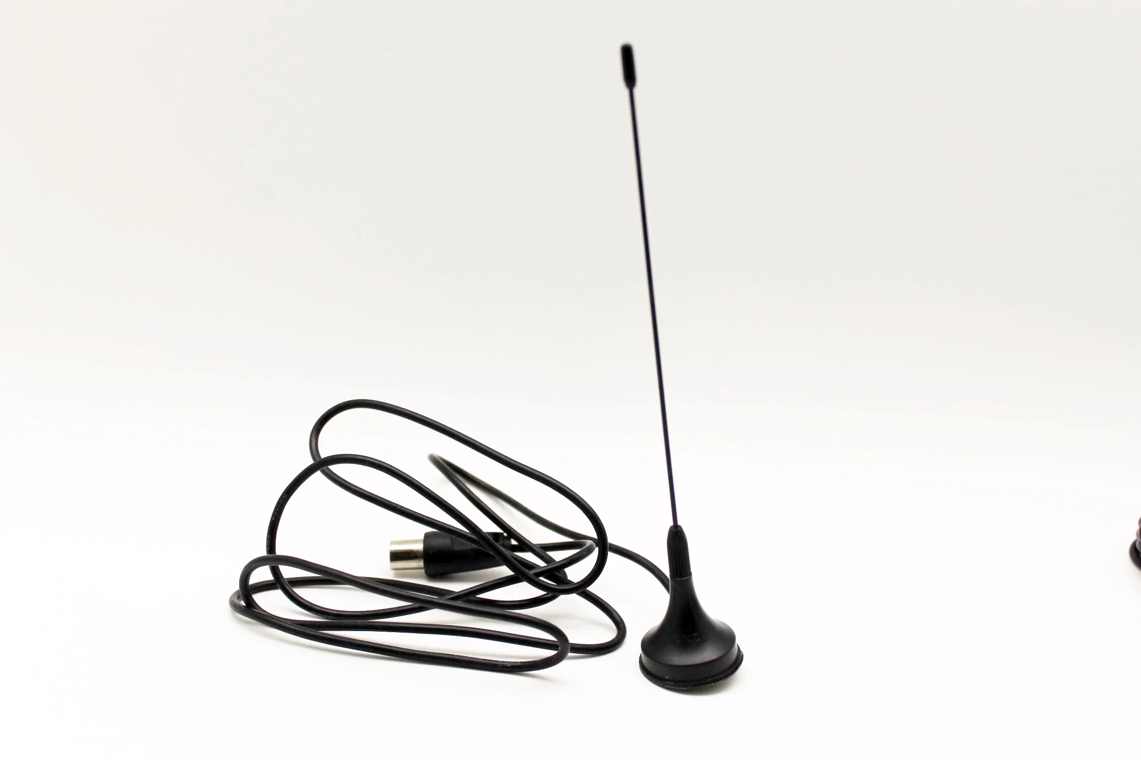 telewizorek-samochodowy-canva-ptv101-marka-leadstar