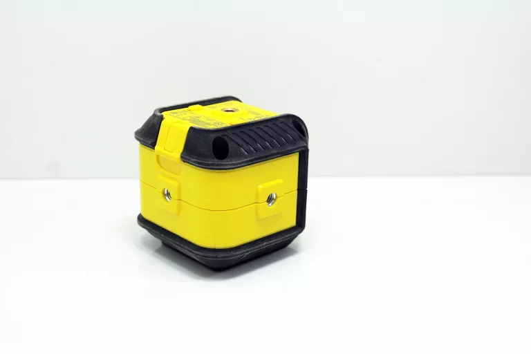 LASER KRZYŻOWY STANLEY CUBIX STHT77498-1