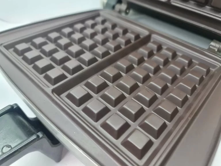 gofrownica-predom-251-1200w-prl-stan-uzywany