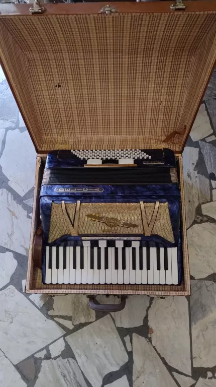 AKORDEON DELICIA MELODIA V/POKROWIEC