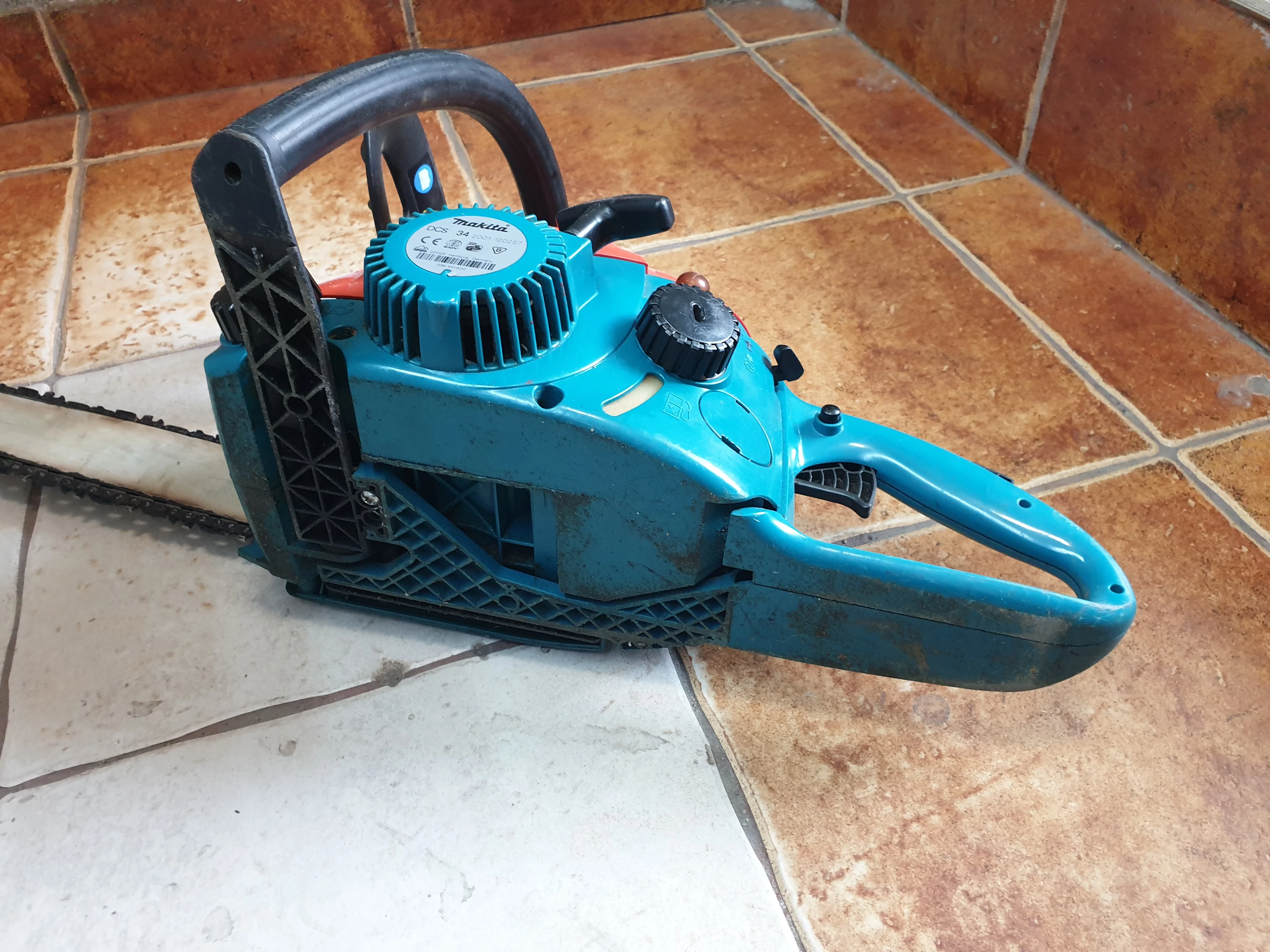 pila-makita-dcs-34-2001-120257-otwarta-4-wroclaw