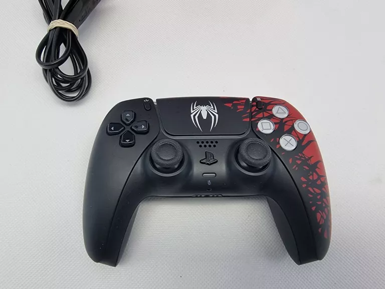 KONSOLA PLAYSTATION 5 CFI-1216A MARVEL’S SPIDER-MAN 2 LIMITED EDITION