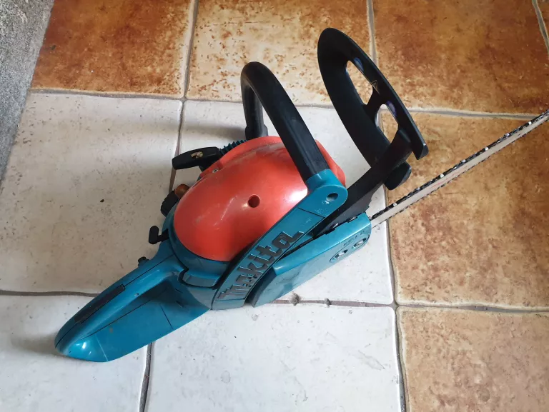 pila-makita-dcs-34-2001-120257-stan-uzywany