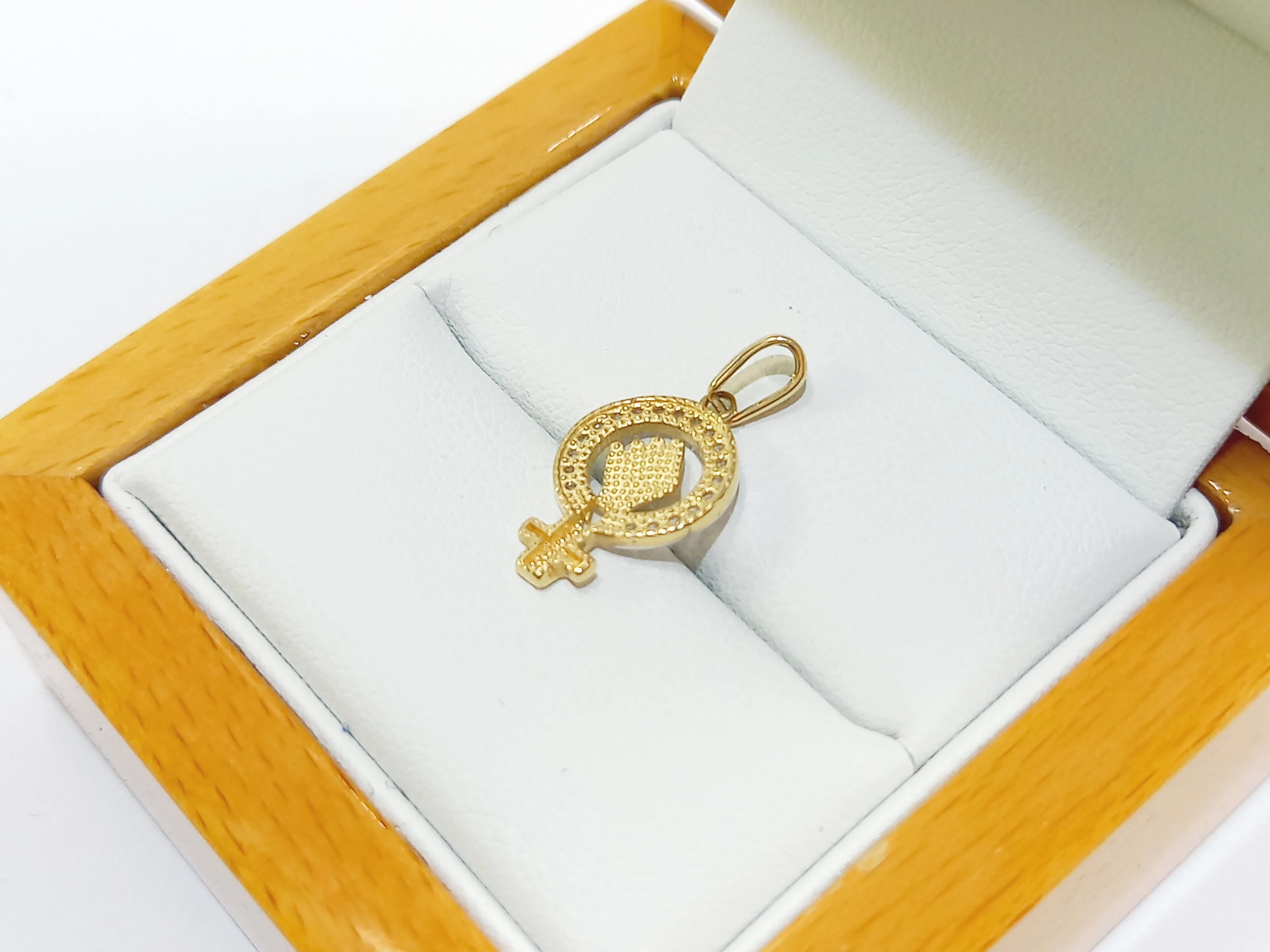 nienoszona-zlota-zawieszka-585-096g-material-15835-2