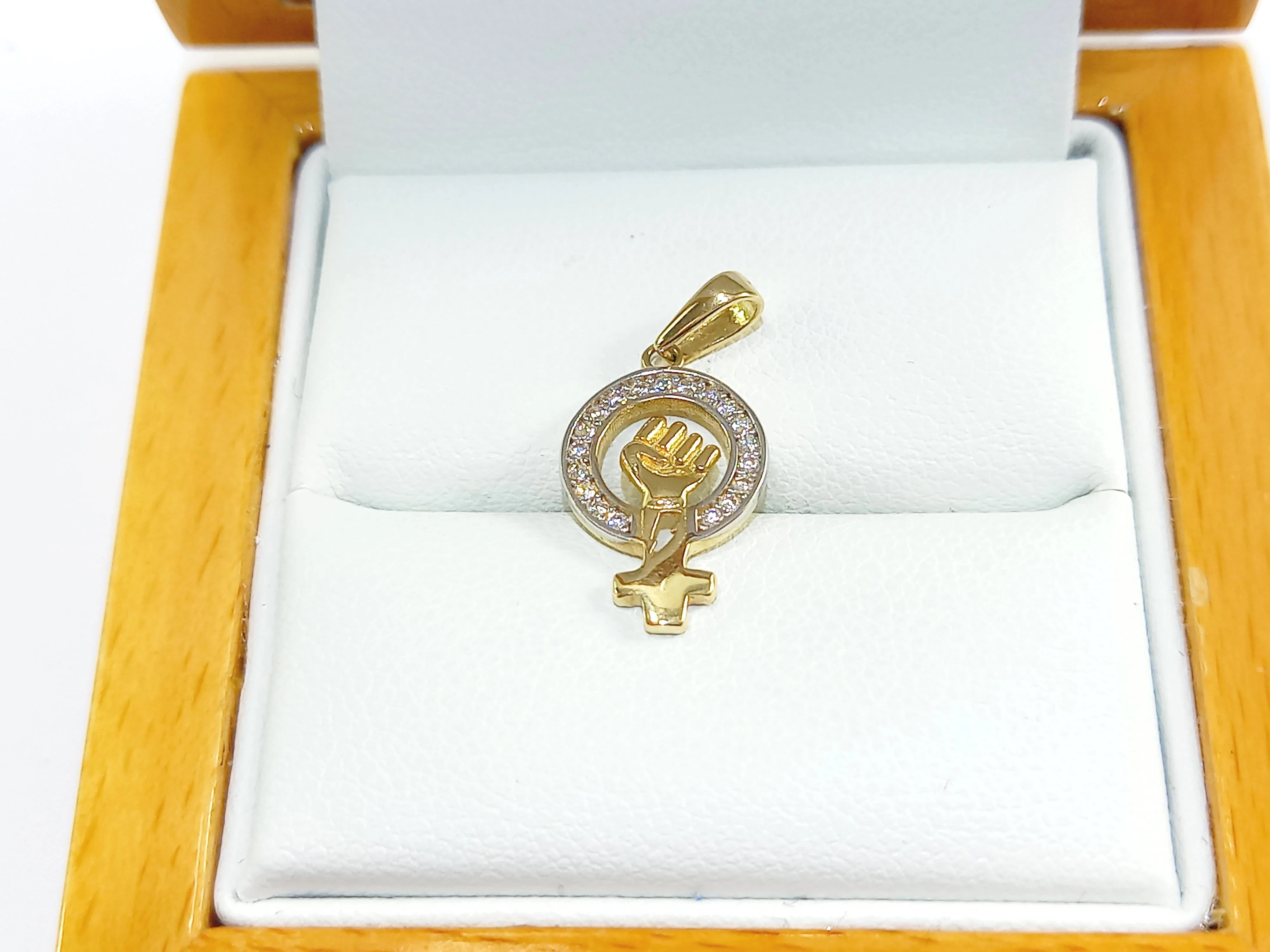 nienoszona-zlota-zawieszka-585-096g-ean-gtin-5904121838014