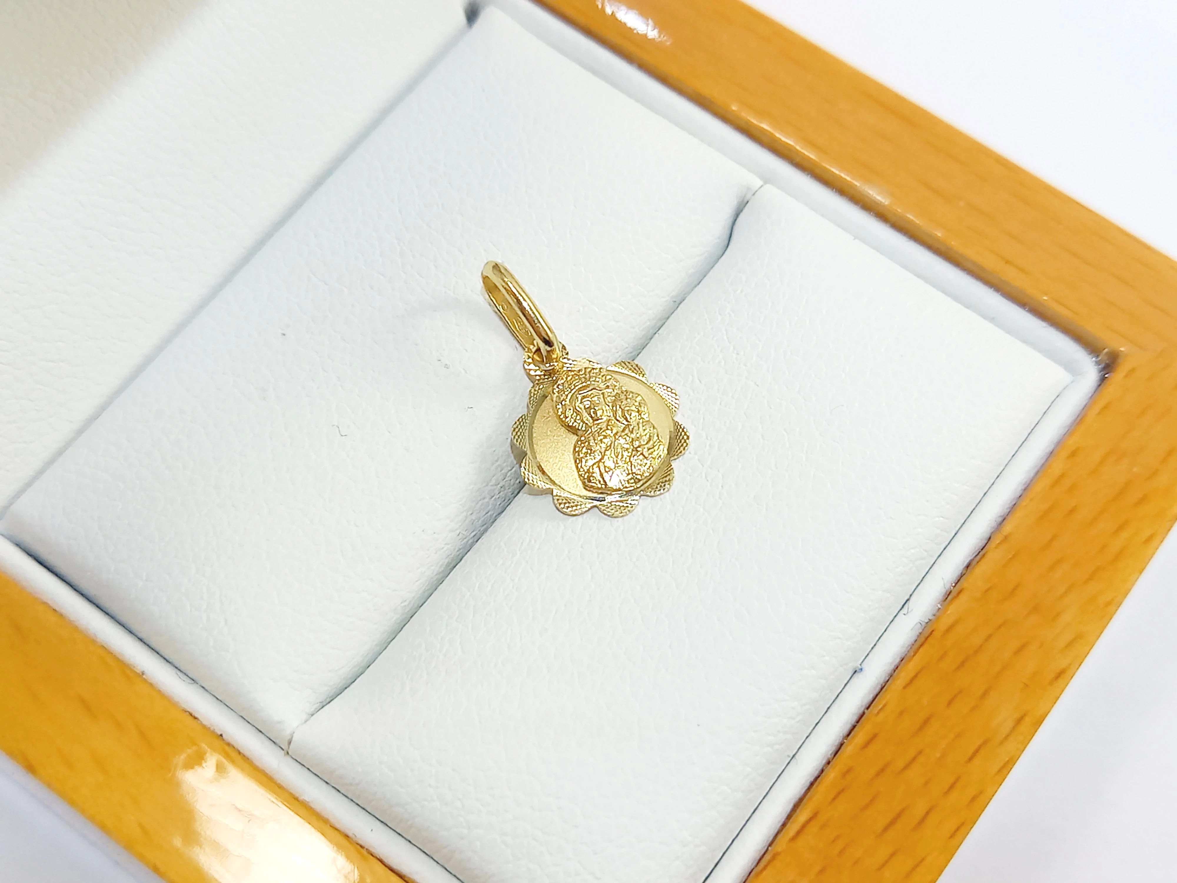 nienoszona-zlota-zawieszka-religijna-585-066g-ean-gtin-5904121838014