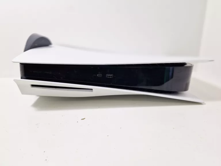 KONSOLA PS5 CFI-1016A PAD TORBA